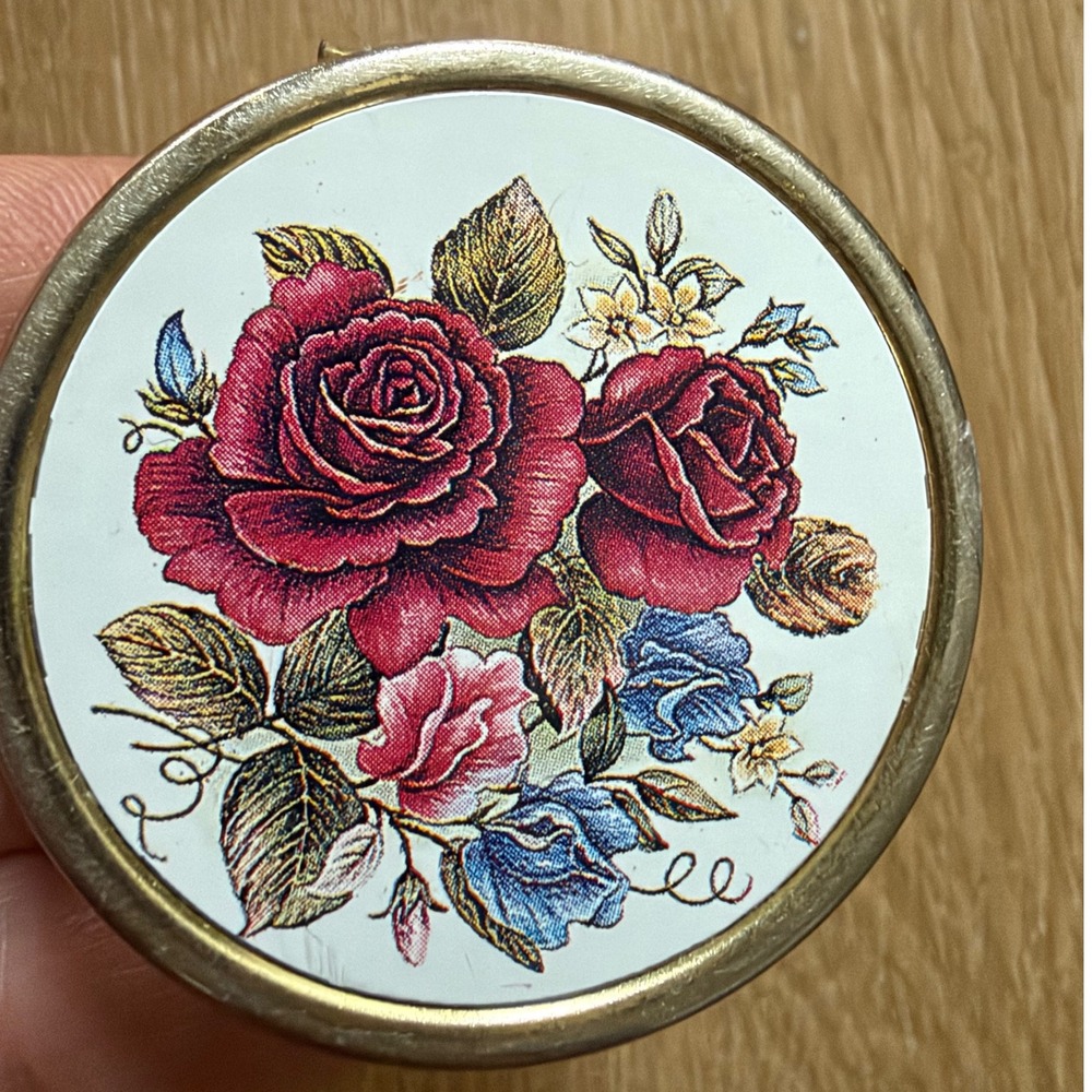 Vintage Gold Tone Floral Rose Pill Box 3 Compartment Round Case
